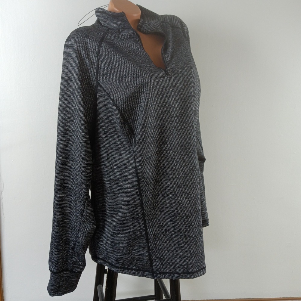 Torrid Womens Active Performance Gray Black 1/4 Zip Pullover Thumbholes - Size 4 - Picture 8 of 14